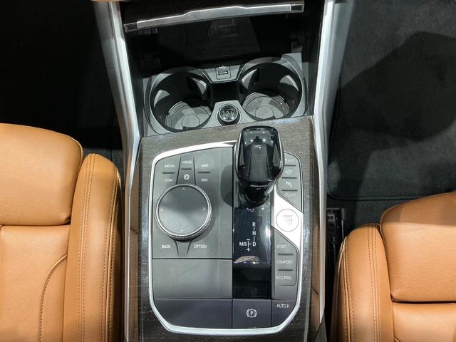 ３シリーズ ３２０ｄ　ｘＤｒｉｖｅ　Ｍスポーツ　ハイラインＰＫＧ／１８ＡＷ／コンフォートＰＫＧ／ブラウンレザー／３６０°カメラ／ＥＴＣ／メモリー付きパワーシート／シートヒーター／アダプティブＬＥＤヘッド／ドライビングアシストプロフェッショナル（36枚目）