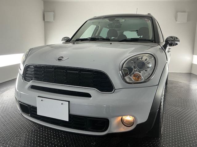 ＭＩＮＩ クーパーＳ　クロスオーバー　オール４　社外ナビＴＶ／革シート／１７インチＡＷ／シートヒーター／ＥＴＣ／（41枚目）