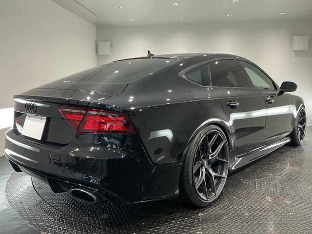 ＲＳ７スポーツバック パフォーマンス ベースグレード　カーボンインテリア／デジタルインナーミラー／ＢＯＳＥサウンド／社外可変バルブマフラー／ＫＷ車高調ローダウン／ハイパーフォージド２１ＡＷ／サンルーフ／社外カーボンステアリング／シートヒーター（6枚目）