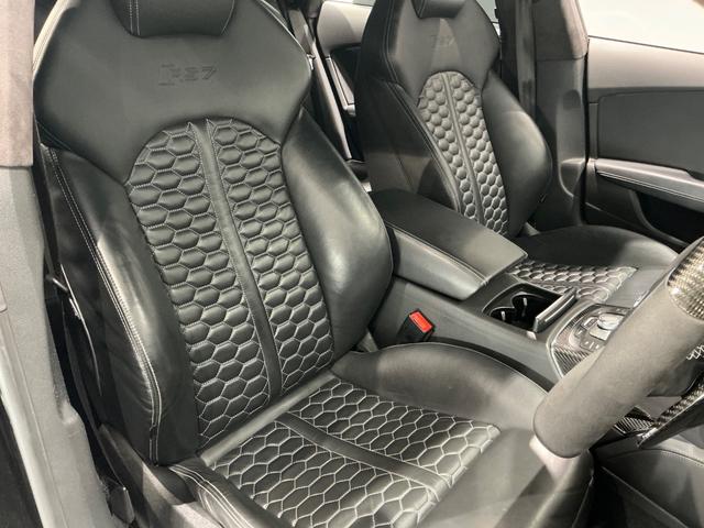 ＲＳ７スポーツバック パフォーマンス ベースグレード　カーボンインテリア／デジタルインナーミラー／ＢＯＳＥサウンド／社外可変バルブマフラー／ＫＷ車高調ローダウン／ハイパーフォージド２１ＡＷ／サンルーフ／社外カーボンステアリング／シートヒーター（12枚目）