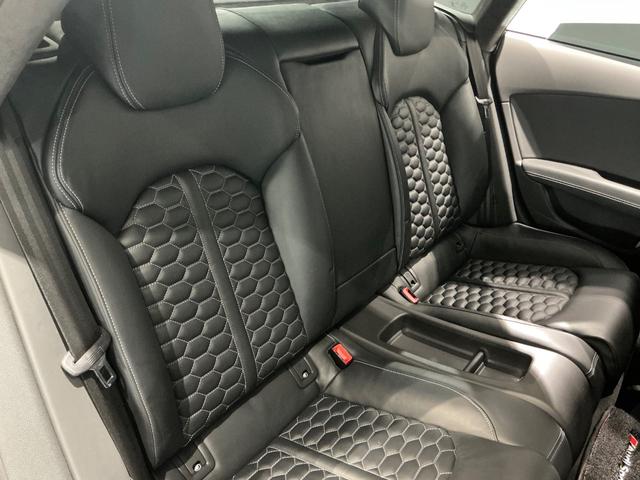 ＲＳ７スポーツバック パフォーマンス ベースグレード　カーボンインテリア／デジタルインナーミラー／ＢＯＳＥサウンド／社外可変バルブマフラー／ＫＷ車高調ローダウン／ハイパーフォージド２１ＡＷ／サンルーフ／社外カーボンステアリング／シートヒーター（22枚目）