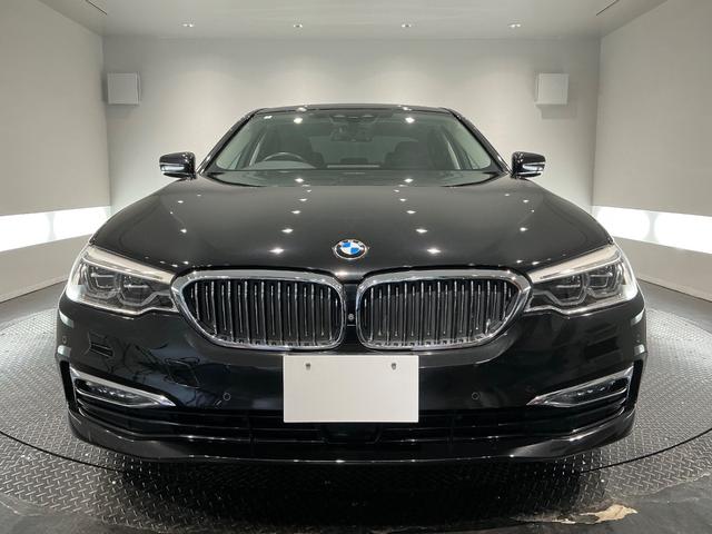 BMW 5 SERIES 523i LUXURY