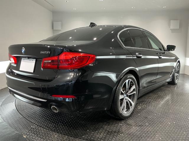 BMW 5 SERIES 523i LUXURY