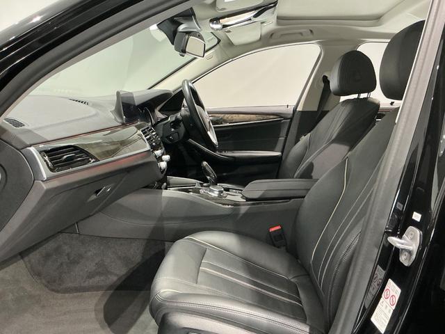 BMW 5 SERIES 523i LUXURY