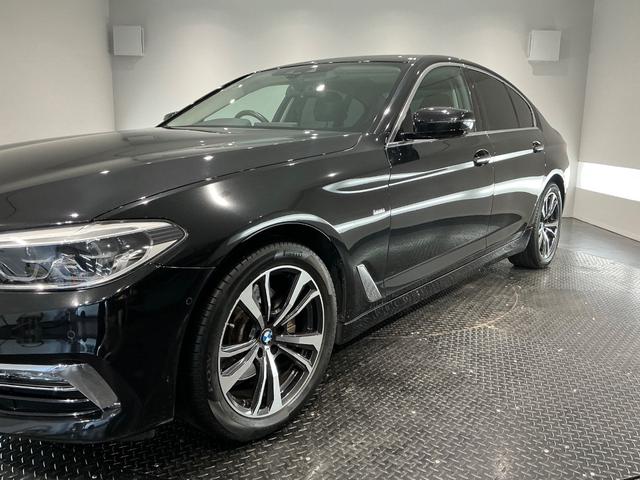 BMW 5 SERIES 523i LUXURY