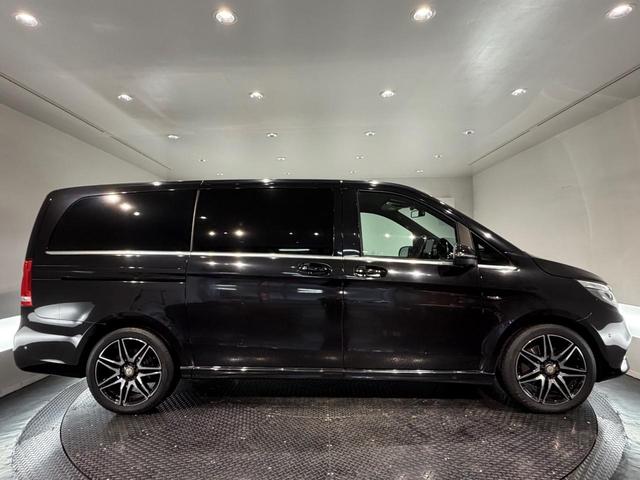 MERCEDES BENZ V-CLASS V220D SPORTS LONG