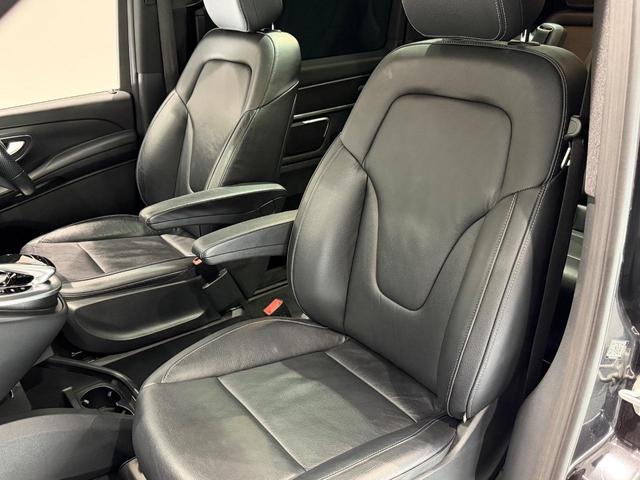 MERCEDES BENZ V-CLASS V220D SPORTS LONG