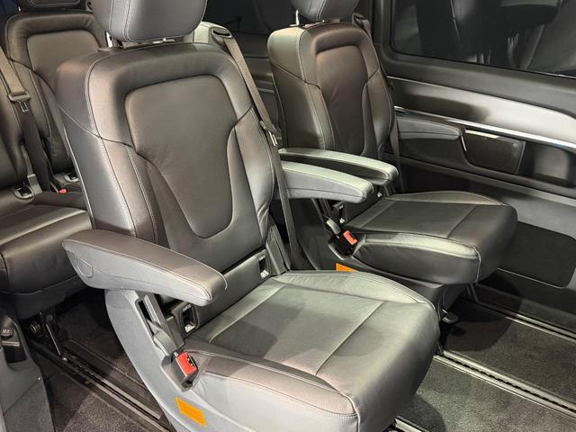 MERCEDES BENZ V-CLASS V220D SPORTS LONG