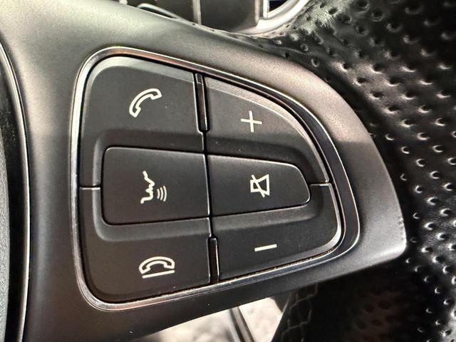 MERCEDES BENZ V-CLASS V220D SPORTS LONG