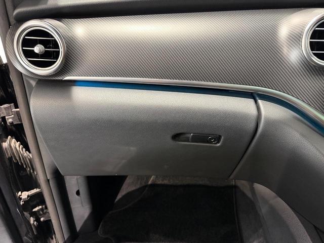 MERCEDES BENZ V-CLASS V220D SPORTS LONG