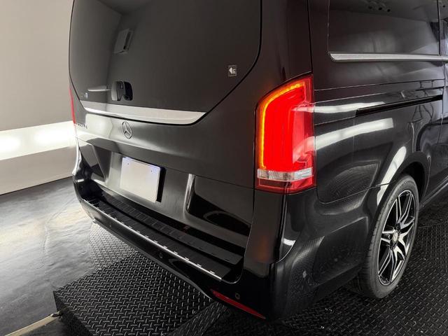 MERCEDES BENZ V-CLASS V220D SPORTS LONG