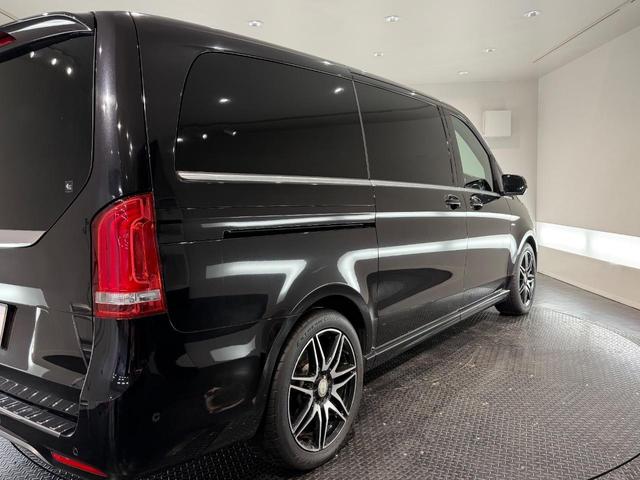 MERCEDES BENZ V-CLASS V220D SPORTS LONG