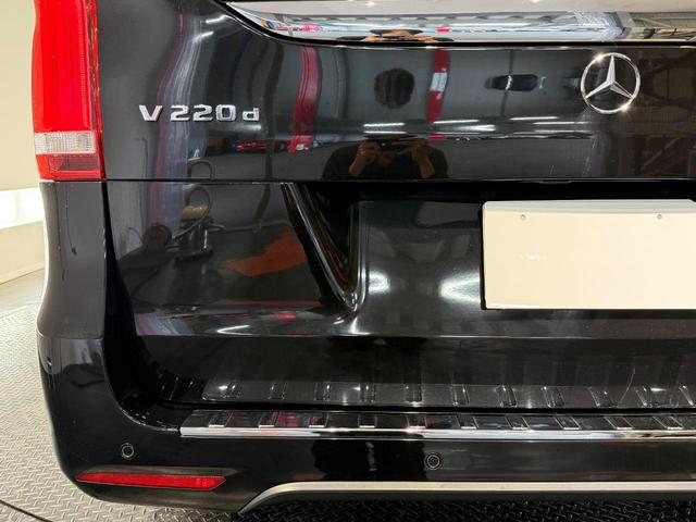 MERCEDES BENZ V-CLASS V220D SPORTS LONG