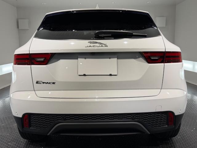 Eペイス ベースグレード D200 AppleCarPlay/シートヒーター/ACC/LEDヘッドライト/パワーバックドア/18インチAW/レーンキープアシスト(7枚目)