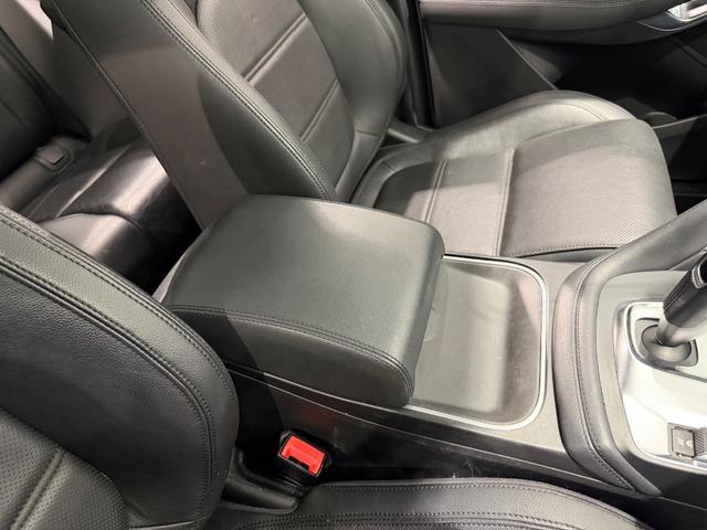 Eペイス ベースグレード D200 AppleCarPlay/シートヒーター/ACC/LEDヘッドライト/パワーバックドア/18インチAW/レーンキープアシスト(37枚目)