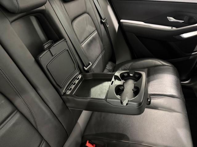 Eペイス ベースグレード D200 AppleCarPlay/シートヒーター/ACC/LEDヘッドライト/パワーバックドア/18インチAW/レーンキープアシスト(43枚目)