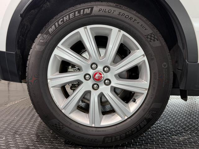 Eペイス ベースグレード D200 AppleCarPlay/シートヒーター/ACC/LEDヘッドライト/パワーバックドア/18インチAW/レーンキープアシスト(72枚目)