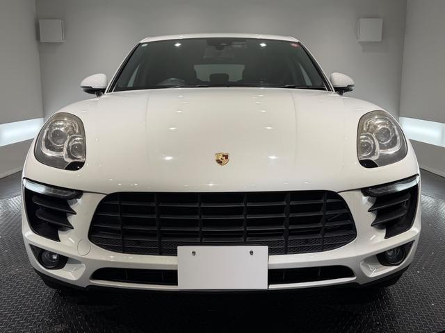 マカン マカン シートヒーター/ハーフレザー/パワーバックドア/18インチAW/クルーズコントロール/ETC/Bカメラ/(3枚目)