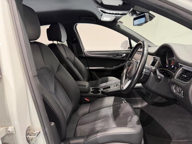 マカン マカン シートヒーター/ハーフレザー/パワーバックドア/18インチAW/クルーズコントロール/ETC/Bカメラ/(12枚目)