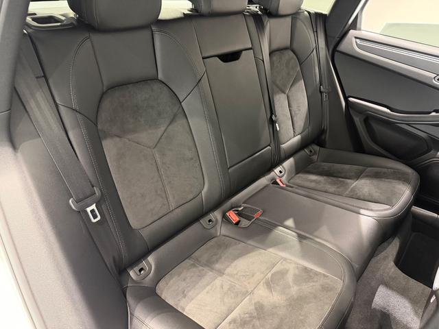 マカン マカン シートヒーター/ハーフレザー/パワーバックドア/18インチAW/クルーズコントロール/ETC/Bカメラ/(22枚目)