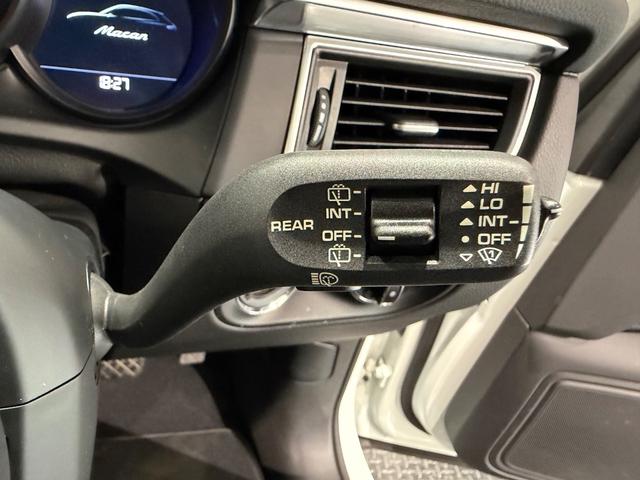 マカン マカン シートヒーター/ハーフレザー/パワーバックドア/18インチAW/クルーズコントロール/ETC/Bカメラ/(31枚目)