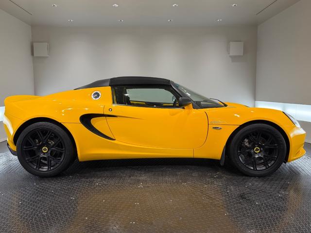 エリーゼ エリーゼＣＲ　限定車／専用シート／１６インチＡＷ／デジタルインナーミラー／Ｂカメラ／カロッツェリアナビＴＶ（5枚目）