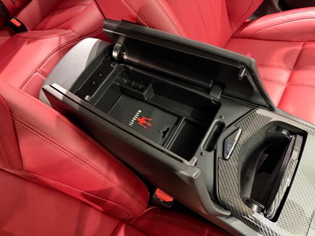 ギブリ S 赤革/カーボンインテリア/21インチAW/サンルーフ/ドライバーアシスタンスPKG/ハーマンカードンサウンド/電動リアゲート/純正ナビTV/カーボンドアミラー/リアスポイラー/レッドキャリパー(38枚目)