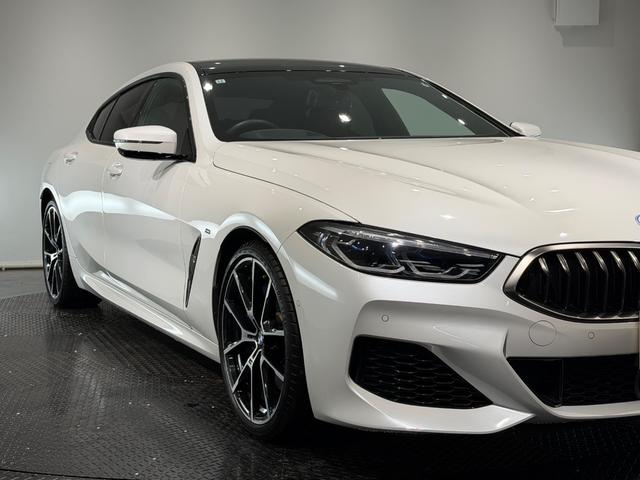 8シリーズ 840i グランクーペ Mスポーツ ツートンカラー革シート/20AW/パノラマガラスルーフ/ベンチレーション/シートヒーター/ハーマンカードンサウンド/ヘッドアップディスプレイ/ソフトクローズドア/純正ナビTV/360°カメラ/(66枚目)