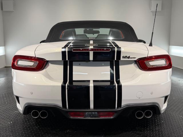 アバルト124 スパイダー ベースグレード 革シート/SDナビゲーションPKG/アダプティブLEDヘッド/レッドブラックツートンレザー/センターストライプ/Bカメラ/シートヒーター/(7枚目)