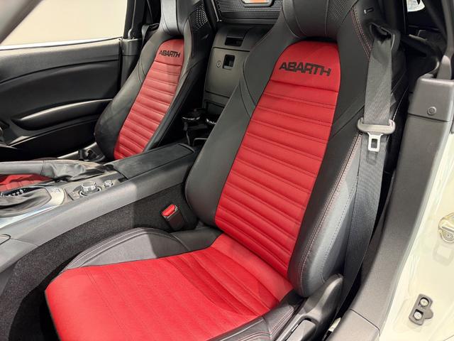 アバルト124 スパイダー ベースグレード 革シート/SDナビゲーションPKG/アダプティブLEDヘッド/レッドブラックツートンレザー/センターストライプ/Bカメラ/シートヒーター/(19枚目)