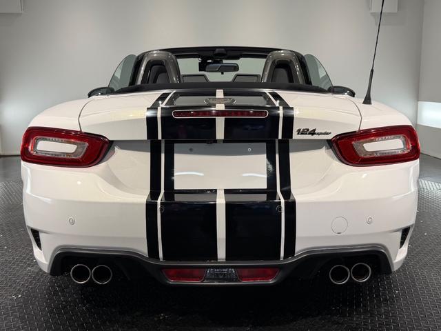 アバルト124 スパイダー ベースグレード 革シート/SDナビゲーションPKG/アダプティブLEDヘッド/レッドブラックツートンレザー/センターストライプ/Bカメラ/シートヒーター/(52枚目)