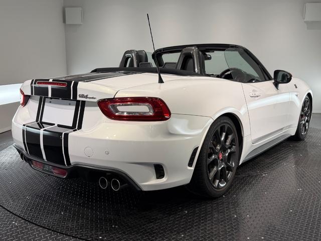 アバルト124 スパイダー ベースグレード 革シート/SDナビゲーションPKG/アダプティブLEDヘッド/レッドブラックツートンレザー/センターストライプ/Bカメラ/シートヒーター/(53枚目)