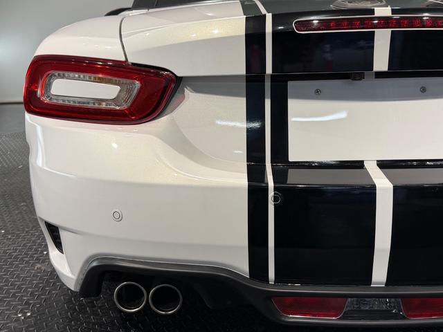 アバルト124 スパイダー ベースグレード 革シート/SDナビゲーションPKG/アダプティブLEDヘッド/レッドブラックツートンレザー/センターストライプ/Bカメラ/シートヒーター/(66枚目)