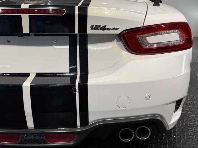 アバルト124 スパイダー ベースグレード 革シート/SDナビゲーションPKG/アダプティブLEDヘッド/レッドブラックツートンレザー/センターストライプ/Bカメラ/シートヒーター/(67枚目)