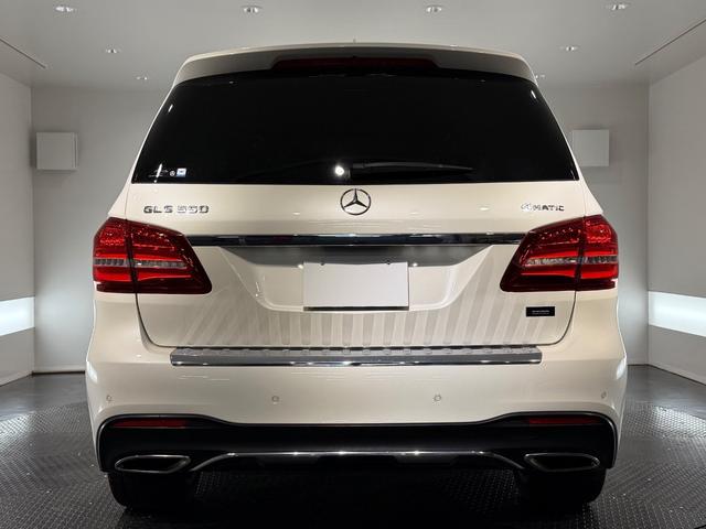 GLS GLS550 4マチックスポーツ デジーノエクスクルーシブPKG/21AW/アイボリーダイヤモンドステッチシート/シートヒーター/ドリンクホルダーホット&クール/360°カメラ/純正ナビTV/ETC/電動リアゲート/(7枚目)