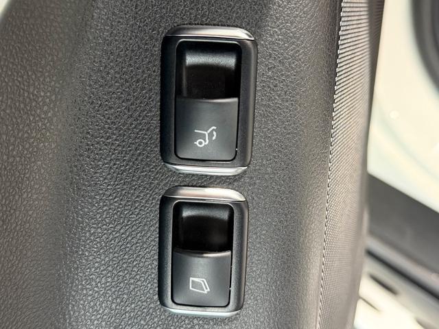 GLS GLS550 4マチックスポーツ デジーノエクスクルーシブPKG/21AW/アイボリーダイヤモンドステッチシート/シートヒーター/ドリンクホルダーホット&クール/360°カメラ/純正ナビTV/ETC/電動リアゲート/(18枚目)