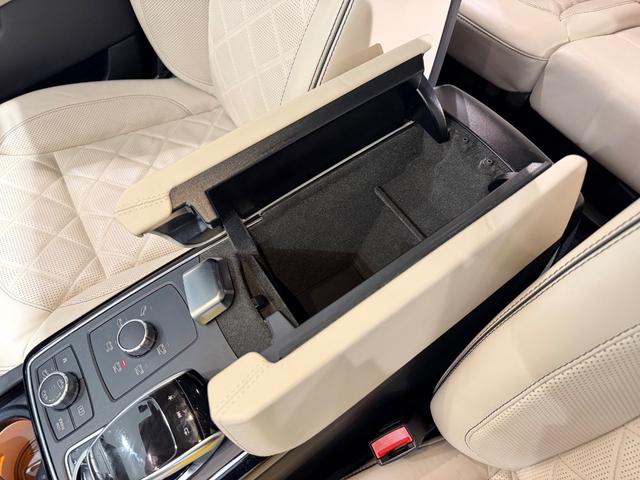 GLS GLS550 4マチックスポーツ デジーノエクスクルーシブPKG/21AW/アイボリーダイヤモンドステッチシート/シートヒーター/ドリンクホルダーホット&クール/360°カメラ/純正ナビTV/ETC/電動リアゲート/(46枚目)
