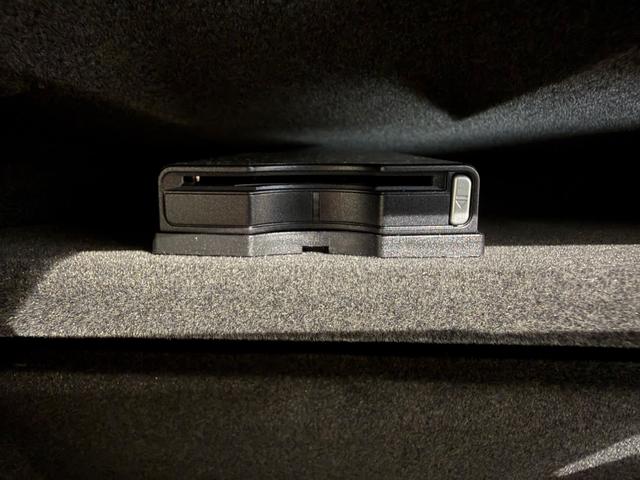 GLS GLS550 4マチックスポーツ デジーノエクスクルーシブPKG/21AW/アイボリーダイヤモンドステッチシート/シートヒーター/ドリンクホルダーホット&クール/360°カメラ/純正ナビTV/ETC/電動リアゲート/(49枚目)