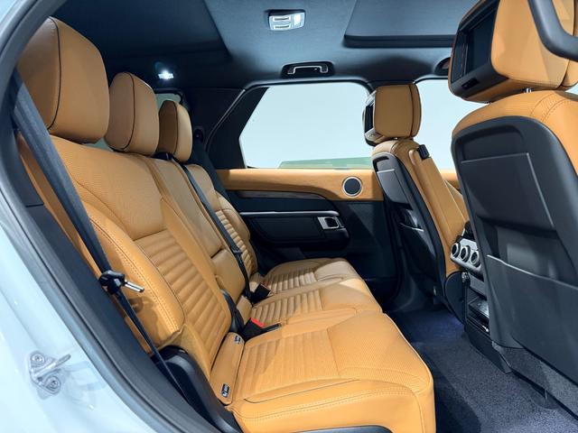 ディスカバリー HSEラグジュアリー ブラックデザインパック/電動パノラミックルーフ/クーラーBOX/ブラウンレザー/20AW/MERIDANサウンド/ステアリングヒーター/エクステンデントレザーパック/(23枚目)