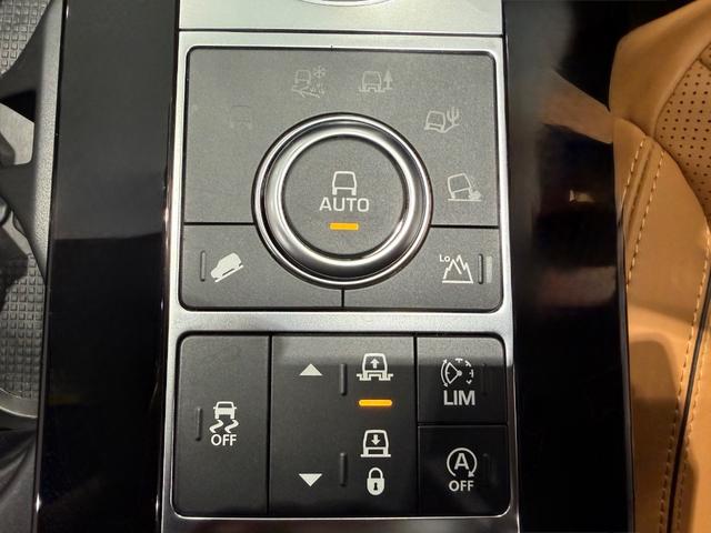 ディスカバリー HSEラグジュアリー ブラックデザインパック/電動パノラミックルーフ/クーラーBOX/ブラウンレザー/20AW/MERIDANサウンド/ステアリングヒーター/エクステンデントレザーパック/(38枚目)