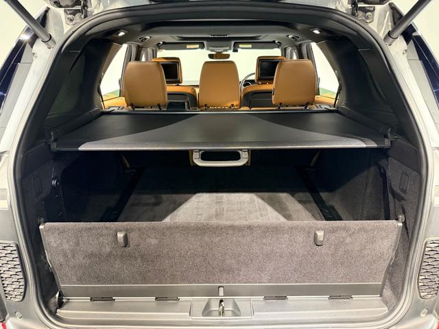 ディスカバリー HSEラグジュアリー ブラックデザインパック/電動パノラミックルーフ/クーラーBOX/ブラウンレザー/20AW/MERIDANサウンド/ステアリングヒーター/エクステンデントレザーパック/(42枚目)