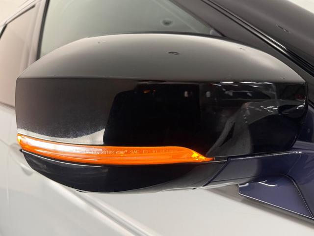 ディスカバリー HSEラグジュアリー ブラックデザインパック/電動パノラミックルーフ/クーラーBOX/ブラウンレザー/20AW/MERIDANサウンド/ステアリングヒーター/エクステンデントレザーパック/(60枚目)