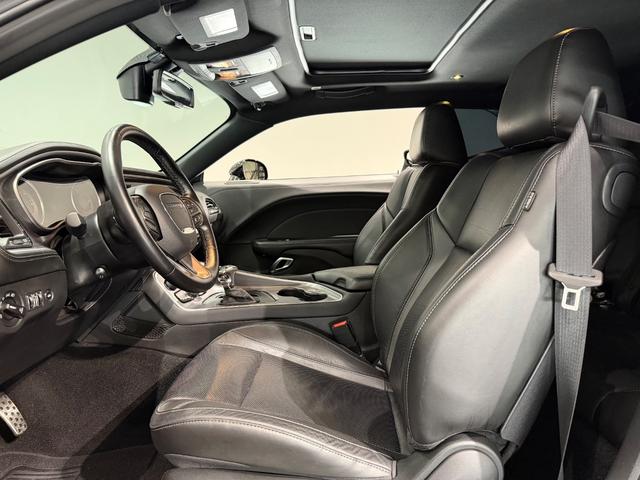 DODGE DODGE CHARENGER SXT PLUS