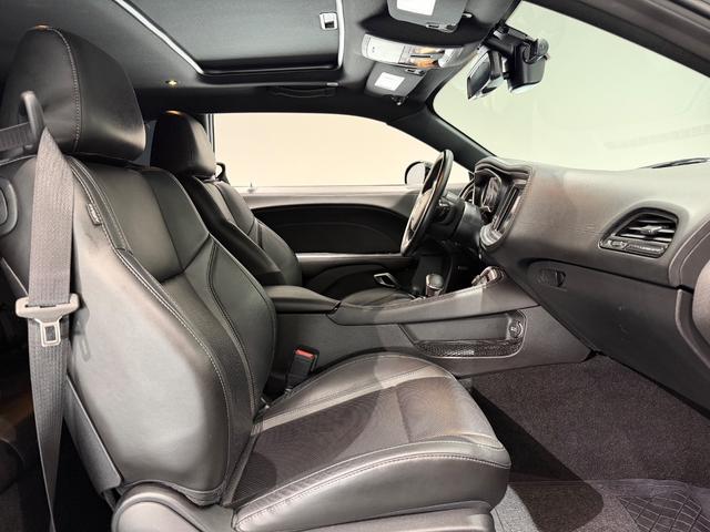 DODGE DODGE CHARENGER SXT PLUS