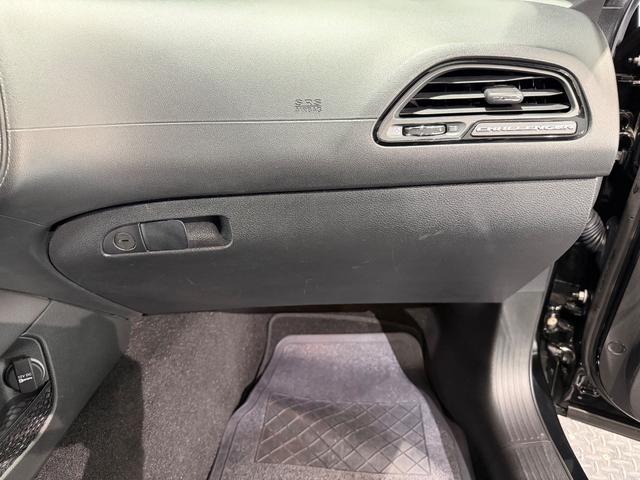 DODGE DODGE CHARENGER SXT PLUS