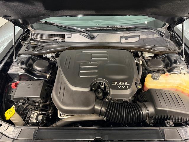 DODGE DODGE CHARENGER SXT PLUS