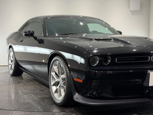 DODGE DODGE CHARENGER SXT PLUS