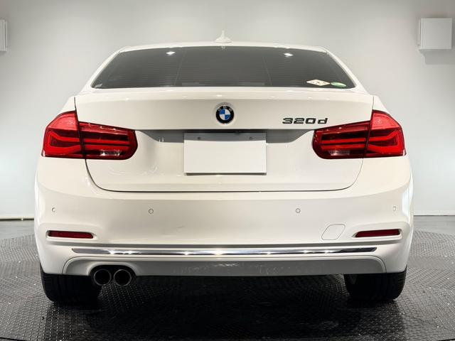 ３シリーズ ３２０ｄ　ラグジュアリー　黒革／メモリー付きパワーシート／シートヒーター／Ｂカメラ／インテリジェントセーフティ／Ｂｌｕｅｔｏｏｔｈオーディオ／１７インチＡＷ／ＥＴＣ／（7枚目）