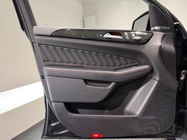 GLE GLE350d 4マチック クーペスポーツ パナメリカーナグリル/サンルーフ/21AW/360°カメラ/黒革/純正ナビTV/ETC/メモリー付きパワーシート/レッドキャリパー/シートヒーター/レーダーセーフティPKG/アンビエント/(21枚目)