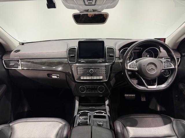 GLE GLE350d 4マチック クーペスポーツ パナメリカーナグリル/サンルーフ/21AW/360°カメラ/黒革/純正ナビTV/ETC/メモリー付きパワーシート/レッドキャリパー/シートヒーター/レーダーセーフティPKG/アンビエント/(28枚目)